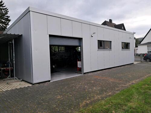 Foto - Halle , Gewerbehalle - 1.000,00 EUR Kaltmiete,
