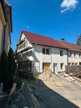 Foto - Doppelhaushälfte in Rimpar - 160.000,00&nbsp;EUR Kaufpreis, ca.&nbsp; 130,00&nbsp;m&sup2;