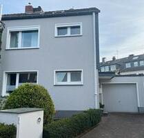 6,5-Zimmer Reihenendhaus in Essen-Borbeck mit Garage