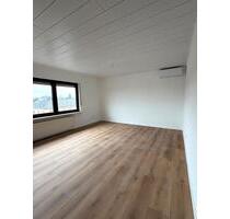 Moderne 4-Zimmer-Wohnung mit 105 m² Frisch renoviert! - Neuwied Block