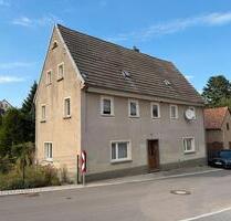 Einfamilienhaus mit Garten, Garage und Nebengelass in Penig