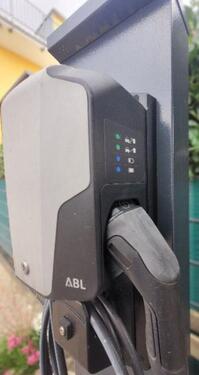Foto - Parkplatz Stellplatz in Siegburg mit E-Ladestation Wallbox E-Auto