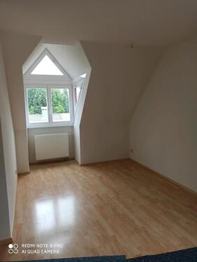 Foto - 2.5 Zimmer Dachgeschoßwohnung zur Miete in Trossingen