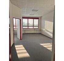 Schönes Büro in toller Lage - 818,00&nbsp;EUR Kaltmiete, ca.&nbsp; 45,00&nbsp;m&sup2; in Karlsruhe (PLZ: 76135) Beiertheim-Bulach