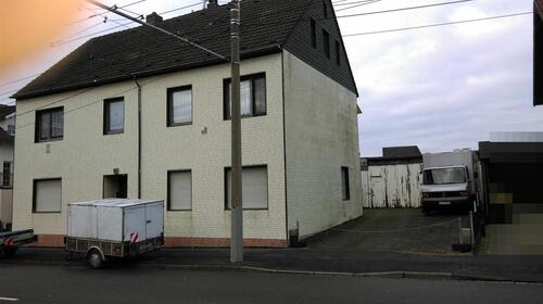 Foto - 15 Zimmer Mehrfamilienhaus, Wohnhaus zum Kaufen in Solingen