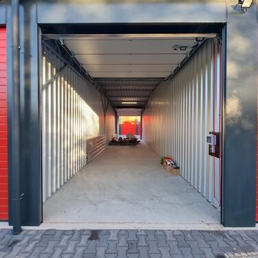 Foto - 16 x 3,5 m + 1 x 7 m Großgarage kurfristig I LagerI An der B91