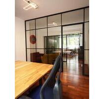 Raum Gerdi: Abgeschlossener Büroraum mit Isar-Blick in München