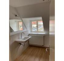 WG Zimmer in sanierter 4 ZKB Wohnung Nähe Städt. KlinikUni - Kassel Fasanenhof