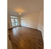 2-Zimmer Wohnung mit Balkon, neu saniert - Hamburg Rothenburgsort