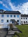 Foto - Modernisiertes Reihenhaus mit großem Grundstück & Kamin