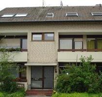 Gepflegte 4-Zimmer Wohnung mit 3 Balkonen im EG in Grevenbroich N