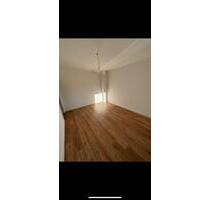 Schöne helle 2-Zimmer Wohnung im Herzen von Pirmasens