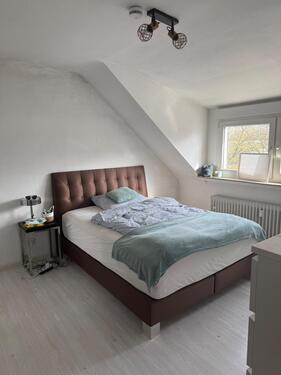 Foto - 2.5 Zimmer Dachgeschoßwohnung in Neuss