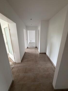 Foto - 3 Zimmer Wohnung mit Balkon in Bahnhofs und Stadtnähe zu Vermiete