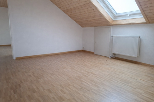 Foto - Vermietung: Helle DG-Wohnung mit toller Aussicht über Altensteig