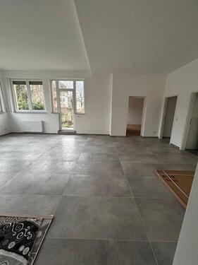 Foto - kernsanierte Wohnung mit 3ZKB - 1.250,00&nbsp;EUR Kaltmiete, ca.&nbsp; 102,00&nbsp;m&sup2;