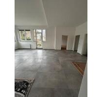 kernsanierte Wohnung mit 3ZKB - 1.250,00&nbsp;EUR Kaltmiete, ca.&nbsp; 102,00&nbsp;m&sup2; in Trier (PLZ: 54294) Feyen-Weismark