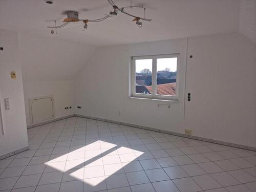 Foto - 1 Zimmer Dachgeschoßwohnung in Wölfersheim
