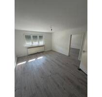 Exklusives Wohnen auf 2 Ebenen: Frisch sanierte 5-Zimmer-Wohnung - Bühlertal