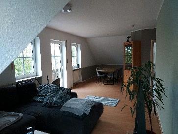 Foto - 3 Zimmer Dachgeschoßwohnung zur Miete in Albertshofen