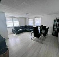 3 Zimmer Wohnung in Ditzingen - 1.100,00&nbsp;EUR Kaltmiete, ca.&nbsp; 80,00&nbsp;m&sup2; in Leonberg (PLZ: 71229)