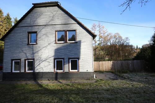 Foto - Zu Vermieten Freistehendes Doppelhaushälfte