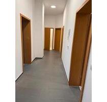 Mietwohnung mit 5 Zimmen und 112m2 in Werdau