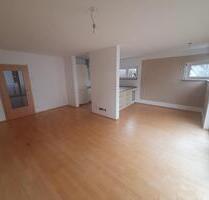 Sonnige 3-Zimmer Wohnung mit Balkon und Loggia, Wallbox ... - Mering