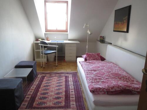 Foto - Zimmer möbliert eigene Dusche, WC, München Ost für WOCHENENDHEIMF