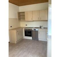 2 Raum Wohnung - 350,00&nbsp;EUR Kaltmiete, ca.&nbsp; 55,00&nbsp;m&sup2; in Lichtentanne (PLZ: 08115)