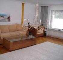 Hochwertig, balinesisch möbl. Wohnteil in U-Bahn Nähe - Norderstedt