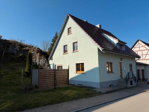 Foto - Einfamilienhaus in Leibertingen 7 Zimmer zu vermieten.