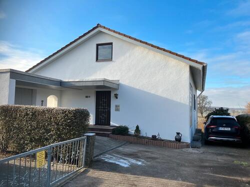 Foto - Frisch renoviertes Einfamilienhaus in wunderschöner Ortsrandlage