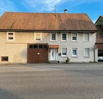 Zweifamilienhaus mit 1900qm - 550.000,00 EUR Kaufpreis, in Laufenburg (Baden) (PLZ: 79725)