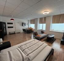 Großzügige, möblierte Einraumwohnung - ab 1 Monat möglich - Freiberg