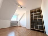 Foto - Dachgeschoßwohnung in München zum Kaufen