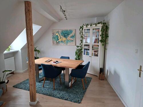 Foto - 3 Zimmer Wohnung 80 qm, incl . Einbauküche und Teilmöblierung