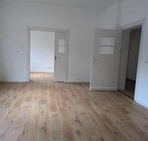 Charmante 3-Zimmer Erdgeschosswohnung zu vermieten - Emden Tholenswehr