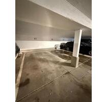 Tiefgaragenstellplatz München Nähe Partnachplatz - Pürgen