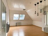 Foto - Attraktive 3-Zimmer-Dachgeschosswohnung