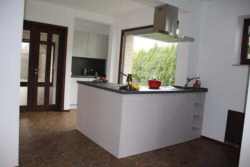 Foto - Studiowohnung voll unterkellert mit großem Garten