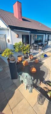 Foto - Großes Einfamilienhaus mit Einliegerwohnung, Garage, Pool, Garten