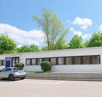 Praktische Lagerfläche mit Rampe und Büros. - München Aubing-Lochhausen-Langwied