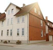Helle Drei-Zimmer-Wohnung im Dachgeschoss mit 68 qm und Garten - Einbeck