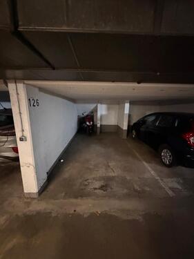 Foto - Tiefgaragenstellplatz in Köln Lövenich Siegstrasse 70€ im Monat