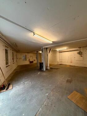 Foto - LagerWerkstatt mit über 80qm zum vermieten