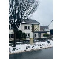 Doppehaushälfte zur Miete - 920,00&nbsp;EUR Kaltmiete, ca.&nbsp; 200,00&nbsp;m&sup2; in Sundern (Sauerland) (PLZ: 59846)