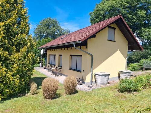 Foto - Haus in Suhl Albrechts - 85.000,00&nbsp;EUR Kaufpreis, ca.&nbsp; 100,00&nbsp;m&sup2;