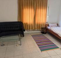 Zimmer zu vermieten - 330,00&nbsp;EUR Kaltmiete, ca.&nbsp; 25,00&nbsp;m&sup2; in Pohlheim (PLZ: 35415)