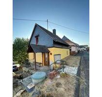 kleines Haus in Idar-Oberstein zu verkaufen,3Zi,Küche,Bad